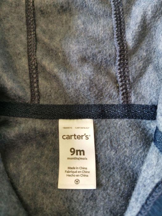 Продам Боди человечек Carters 9 мес новый