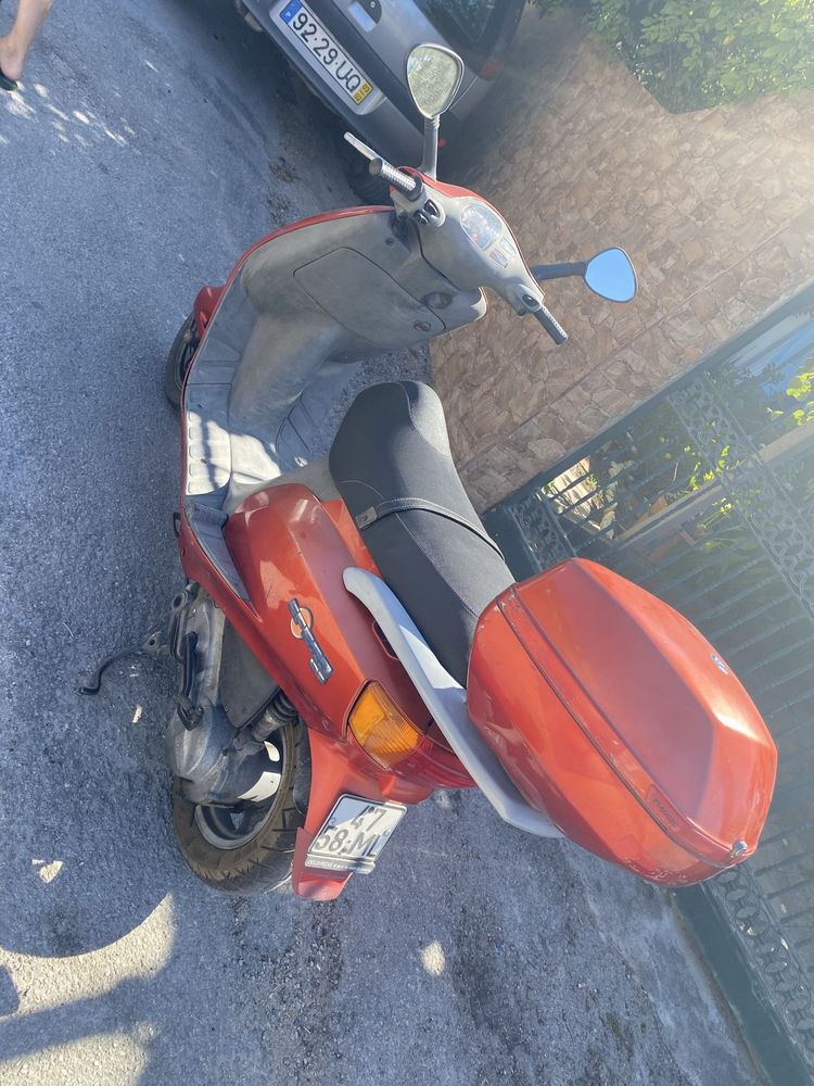 Piaggio sfera 125