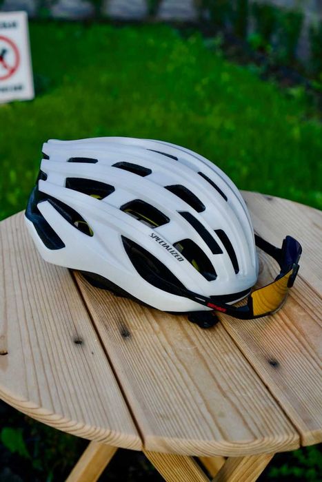 Шолом Specialized PROPERO 3 ANGI MIPS CE