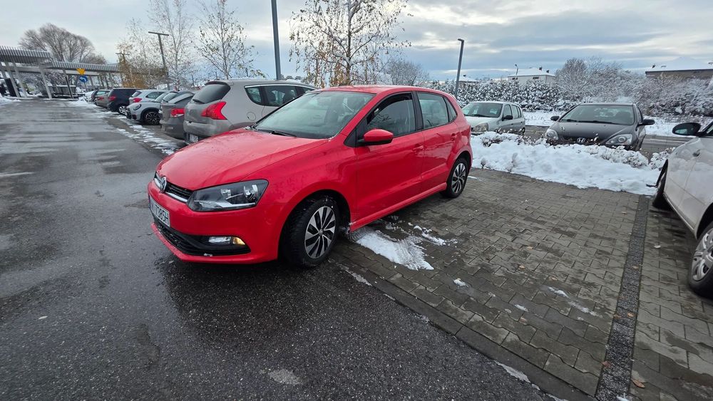 Volkswagen Polo 1,0 Pb Blue Motion po lifcie, 95 KM, 5 aktywny radar, Irej. XII 2016r.