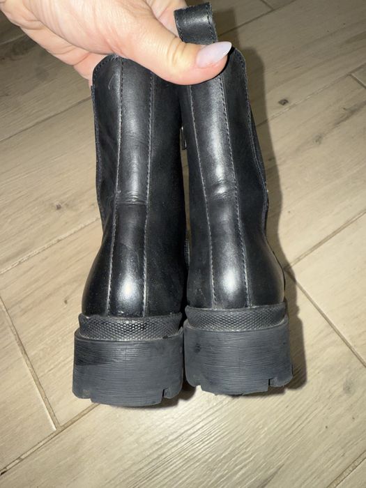 Черевики на дівчинку 33р з натуральної шкіри