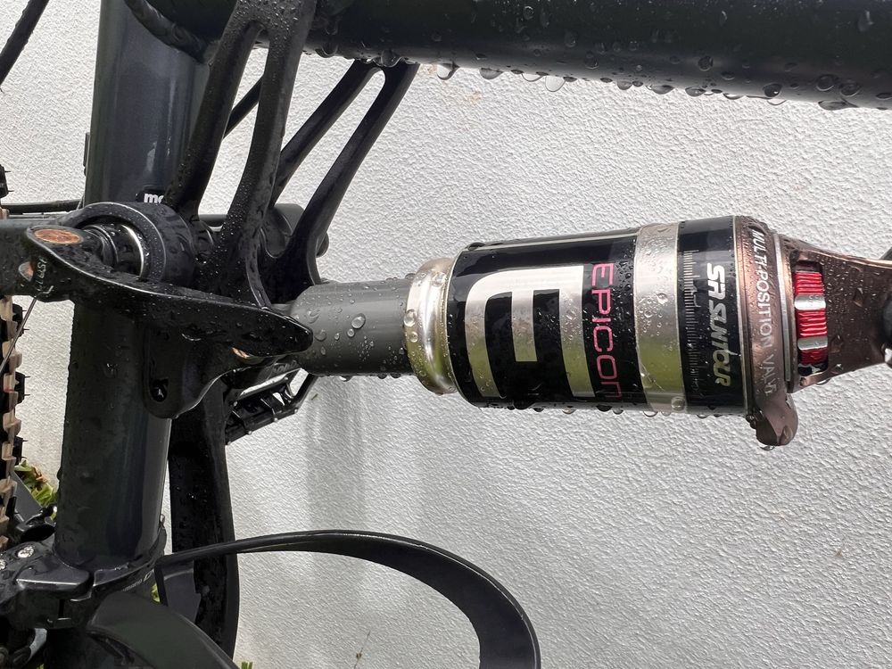 Mongoose Otero Super – Suspensão Total – Tamanho L – Excelente Estado