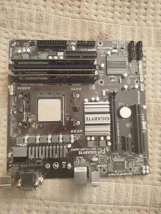 Материнська плата Am3