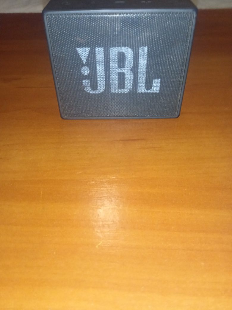 Продам JBL GO 2016