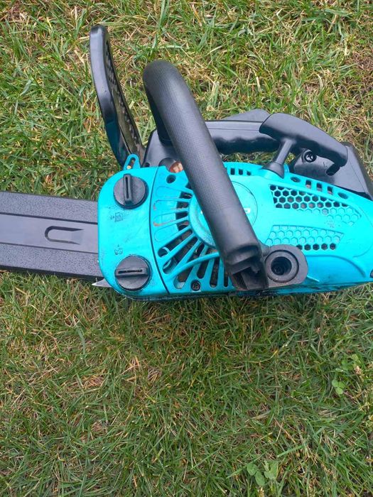 Бензопила сучкорез