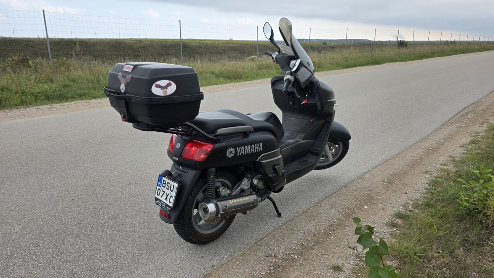 Yamaha versity 300