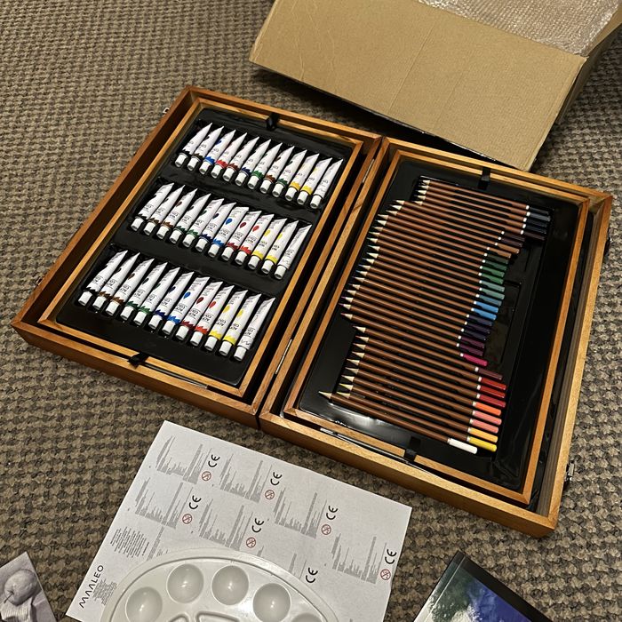 Набір для малювання 174 елементи в валізі Maaleo 6004