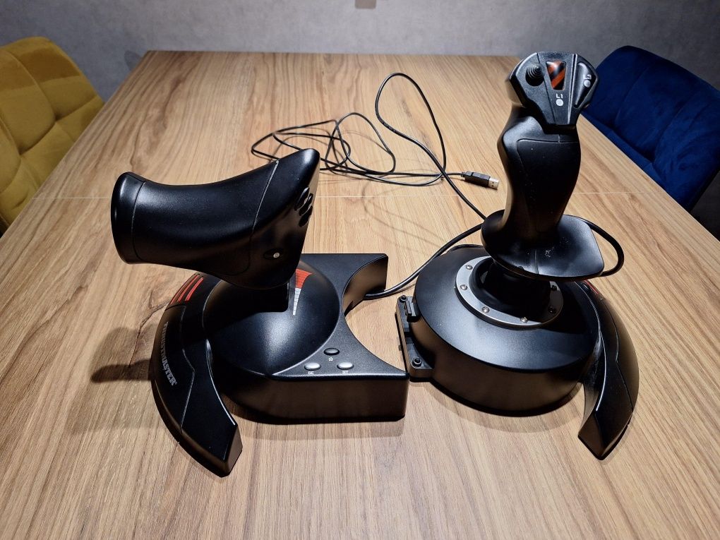 Joystick (kontroler) do latania - Thrustmaster T.Flight Hotas X
