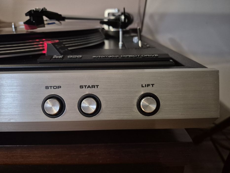 Gramofon Dual CS626