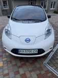 Срочно продам Nissan Leaf  24кВт