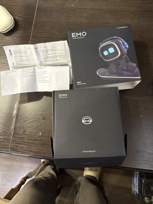 Продам розумний Robot Emo