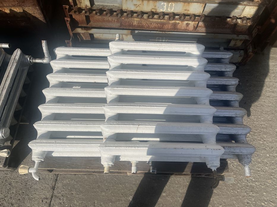 Продам батареї Чугуна