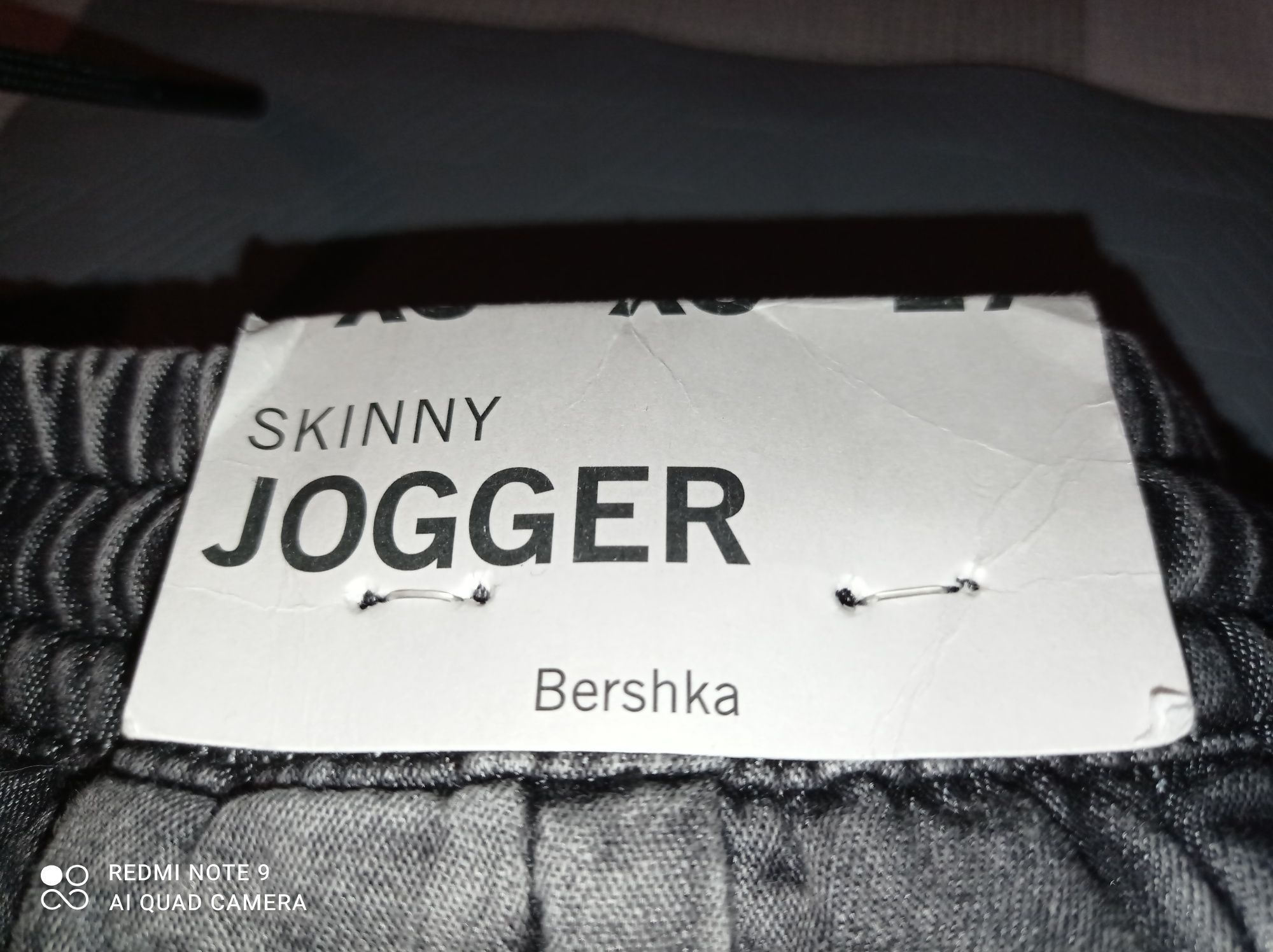Joggery skinny Bershka xs
