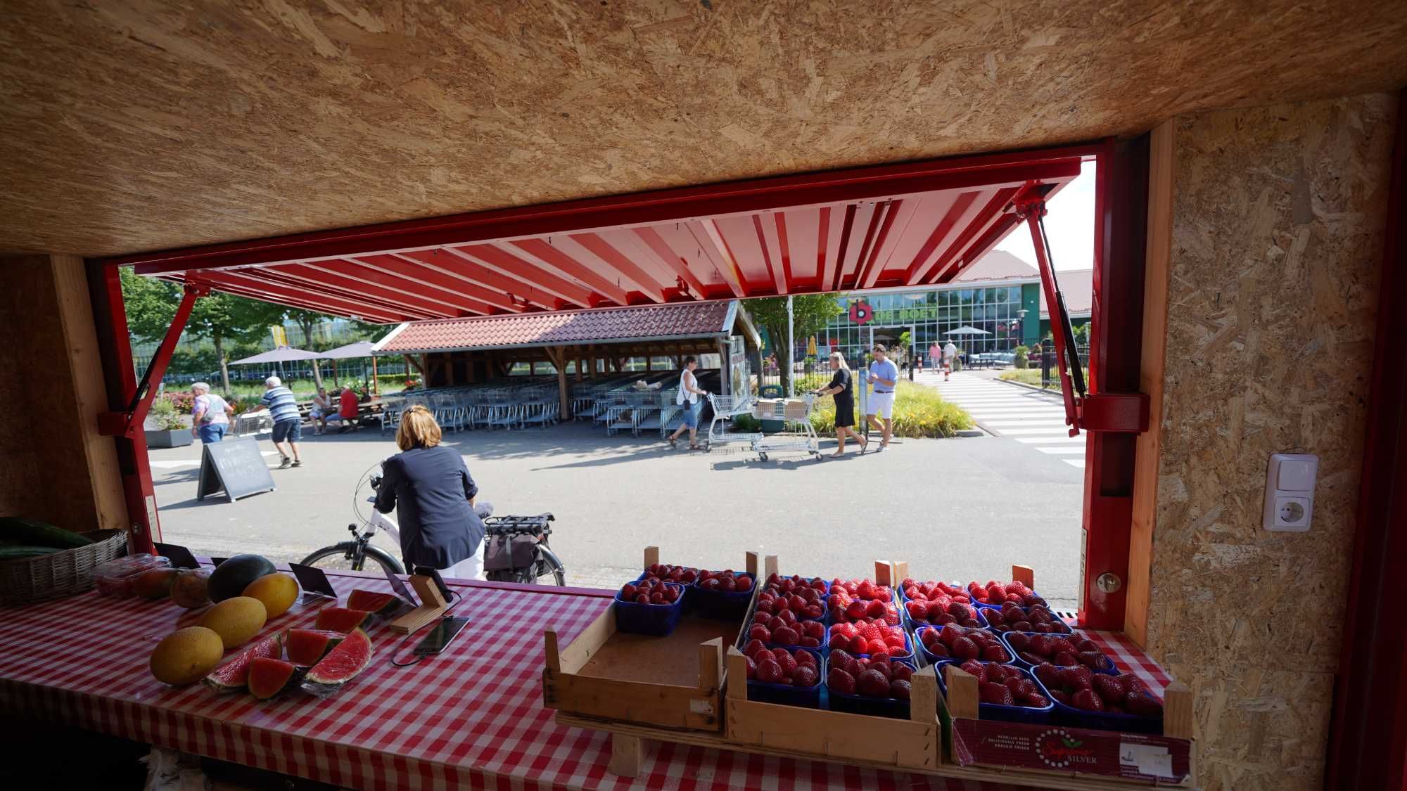 Contentor para Frutaria, Bar na Praia, Food Truck ou Roulote. À venda.