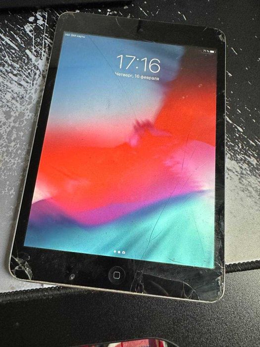 Apple iPad mini 2 16гб планшет робочий на запчастини