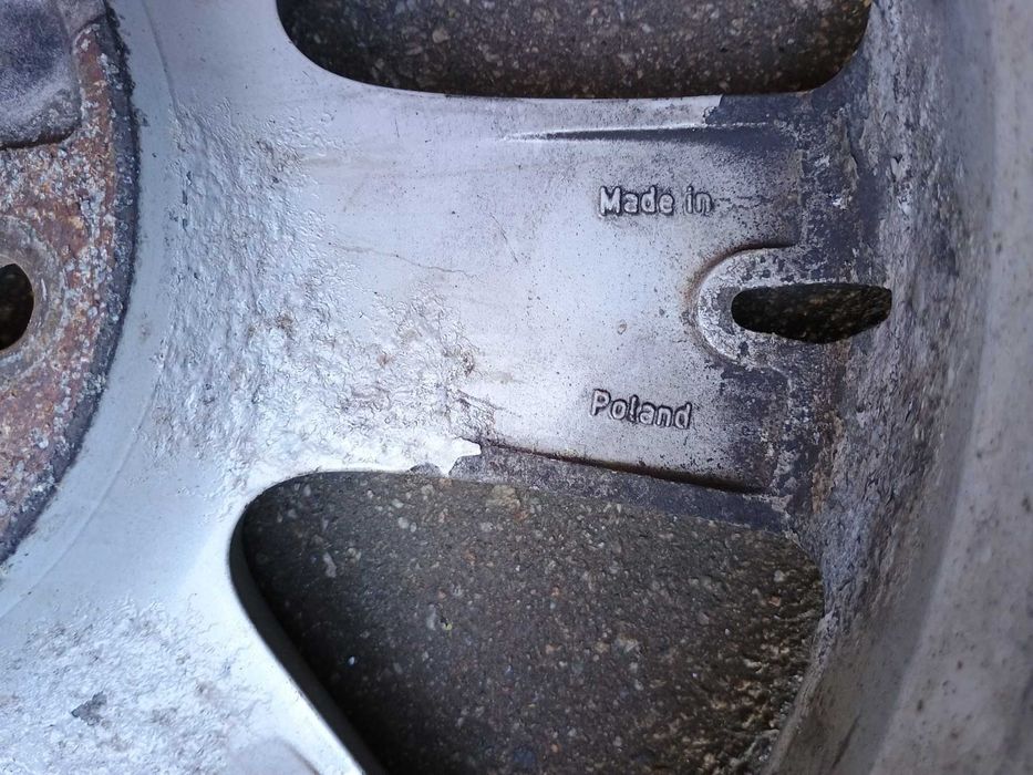 Диски R18 RONAL VOLKSWAGEN 8jx18 5x130 ET57 потребують фарбування