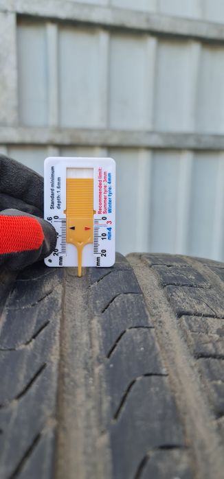 Opony Pirelli Cinturato P7 245 40 r19