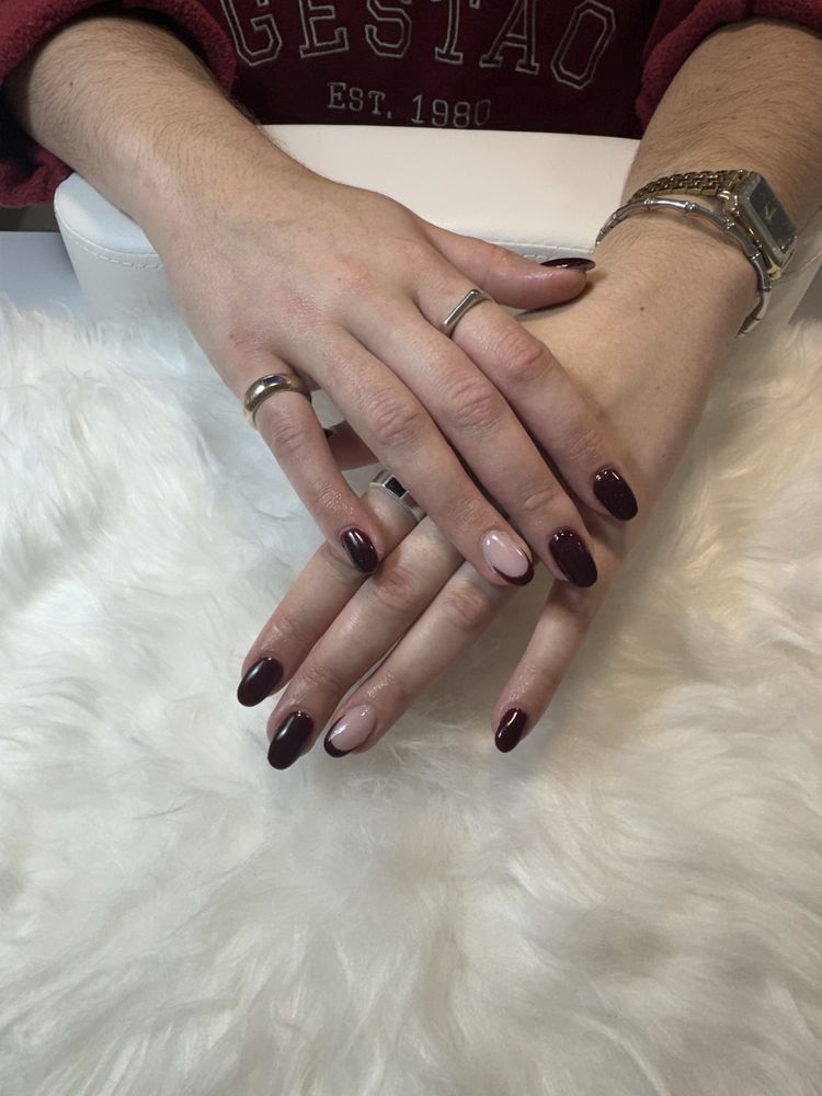 Unhas de gel manutencao 13€
