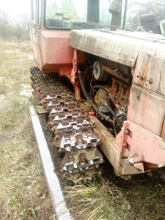 Продам трактор дт75