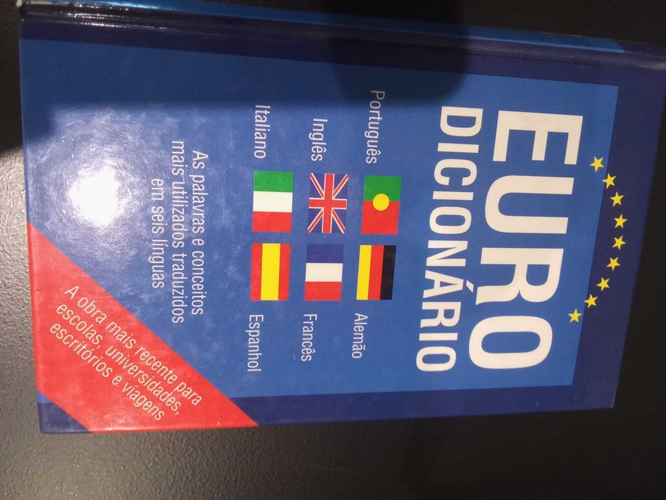 Dicionário em bom estado
