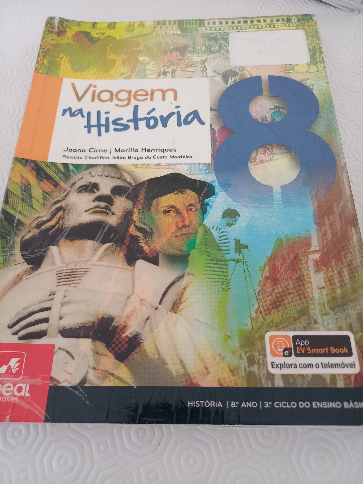 Manual de História Viagem na História 8. Versão aluno.