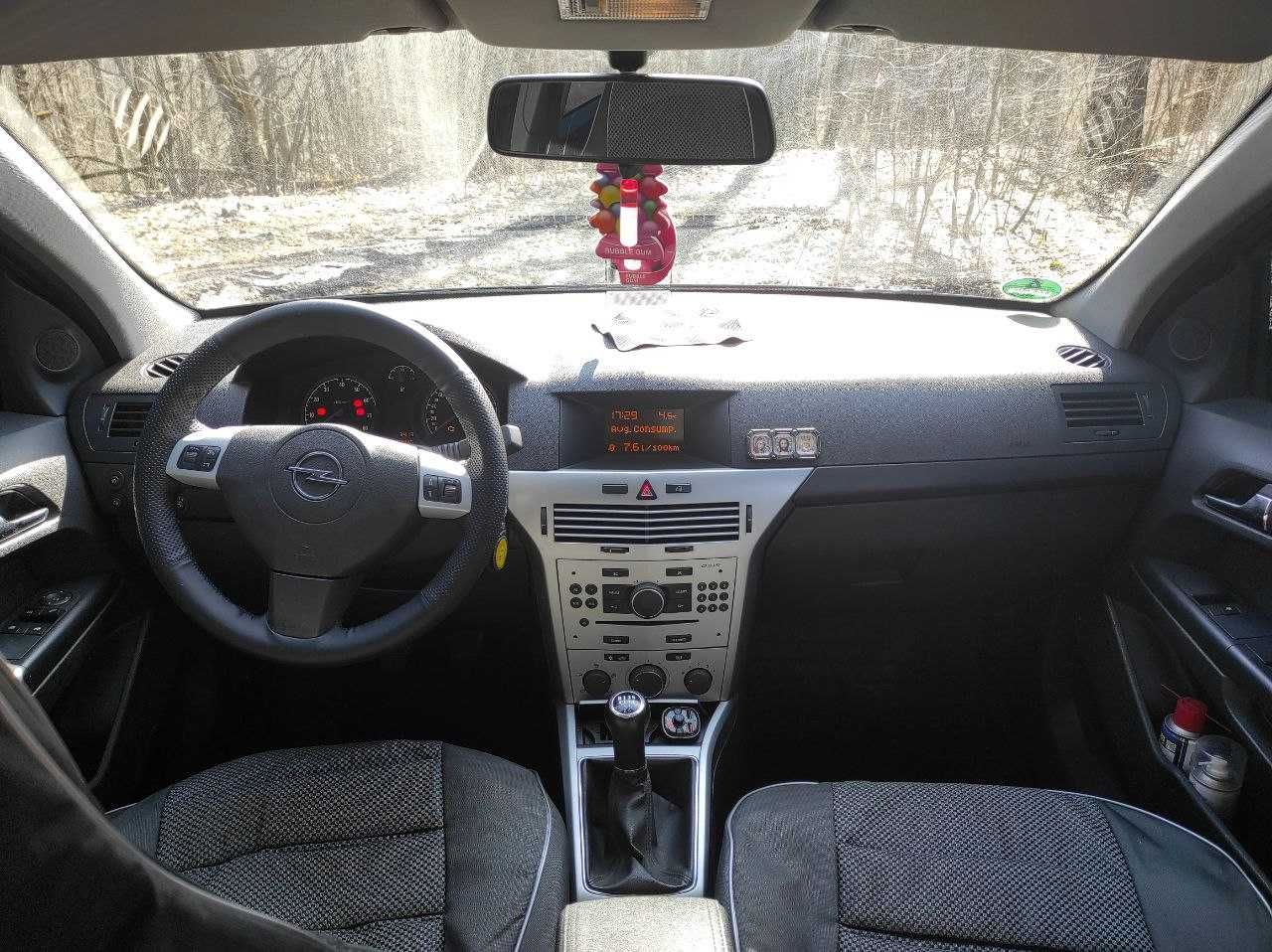 Opel Astra H 2009 року