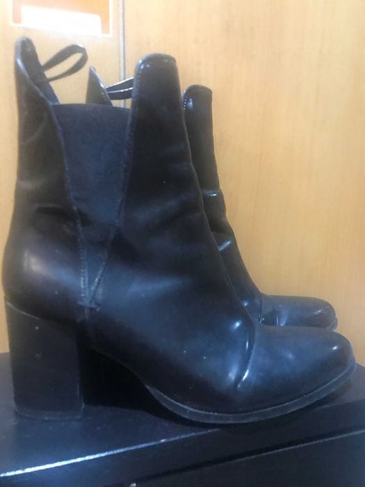 Botas/Sapatos multimarcas (Lanidor; PROF;Tommy entre outras) Nº38 e 39