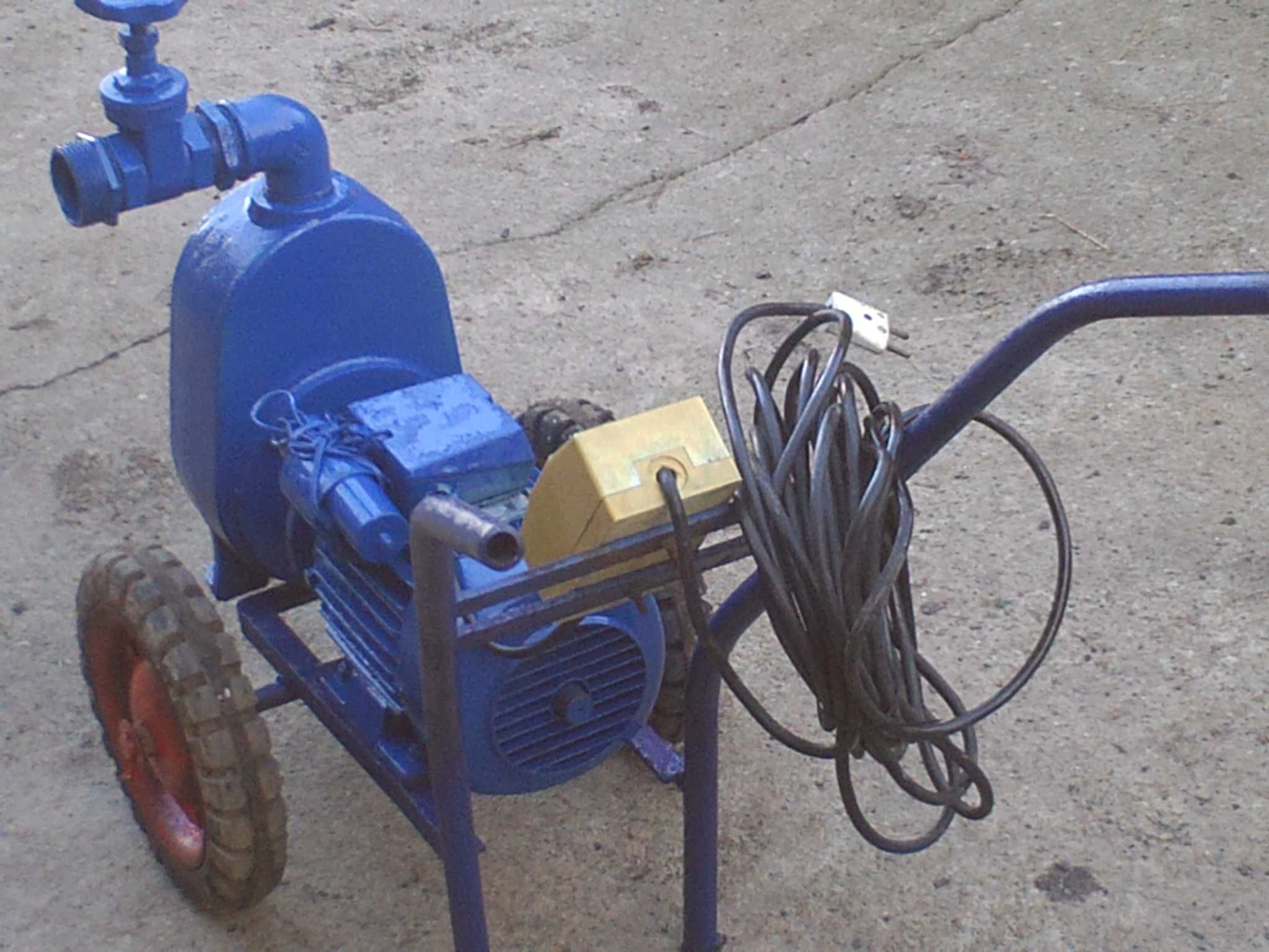 motor eletrico monofasico de tirar agua autoferrante