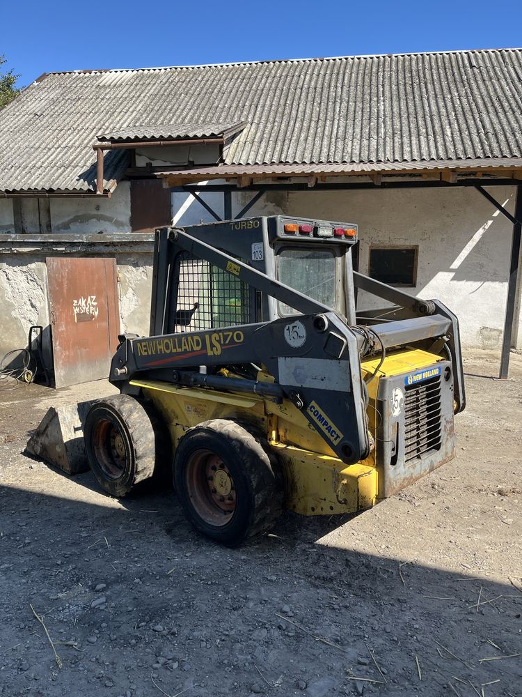 Miniładowarka New Holland ls170 bobcat