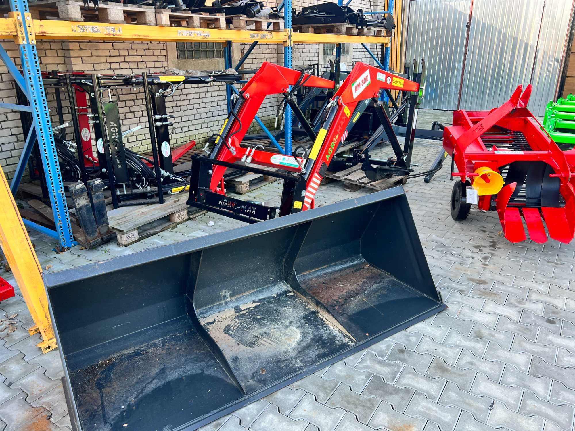 łyżka 1.2m Ładowacz Czołowy TUR Ursus Zetor T25 MF255 wolmet agromax