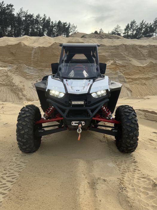 Polaris RS1 1000.  Rzr. Can am Maverick