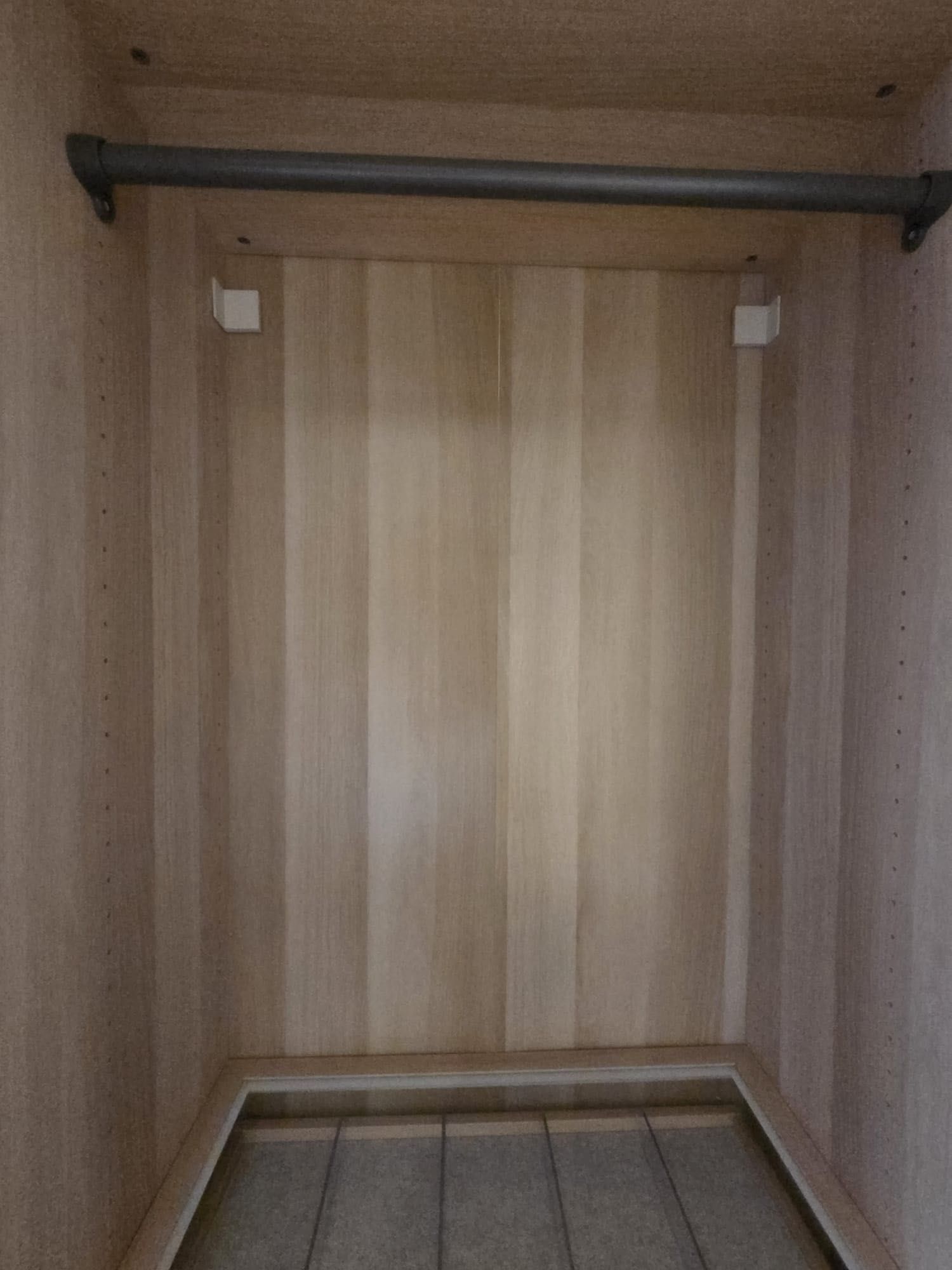 Conjunto à venda: cama HEMNES + armário
