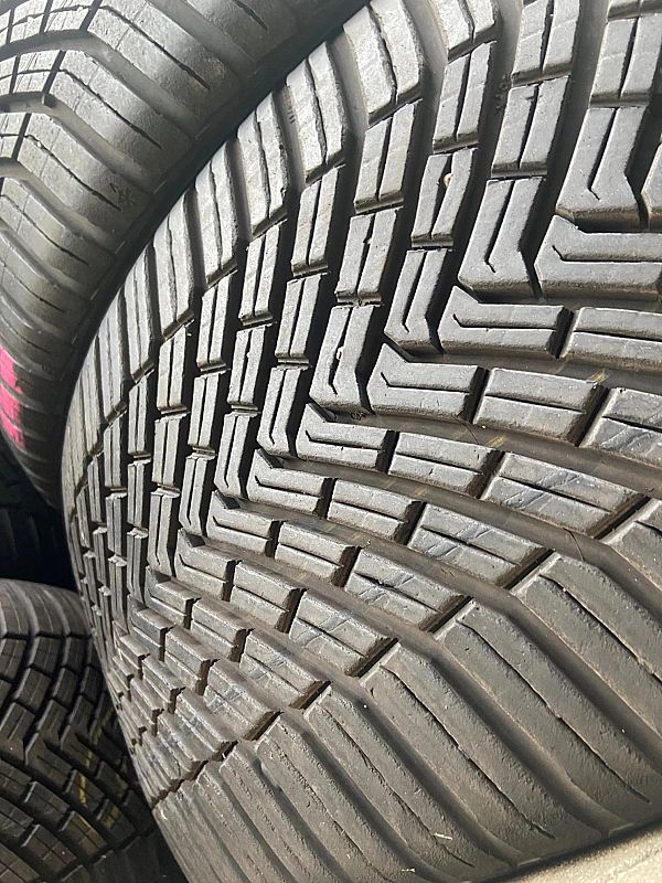 255/45/19 Continental AllSeason_7mm_2szt_(319)