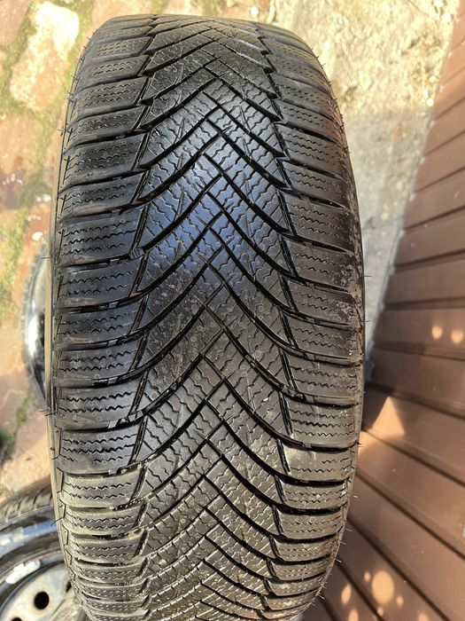 Koła zimowe 15” 195/60 - 4x108 (ford fusion/fiesta/focus)