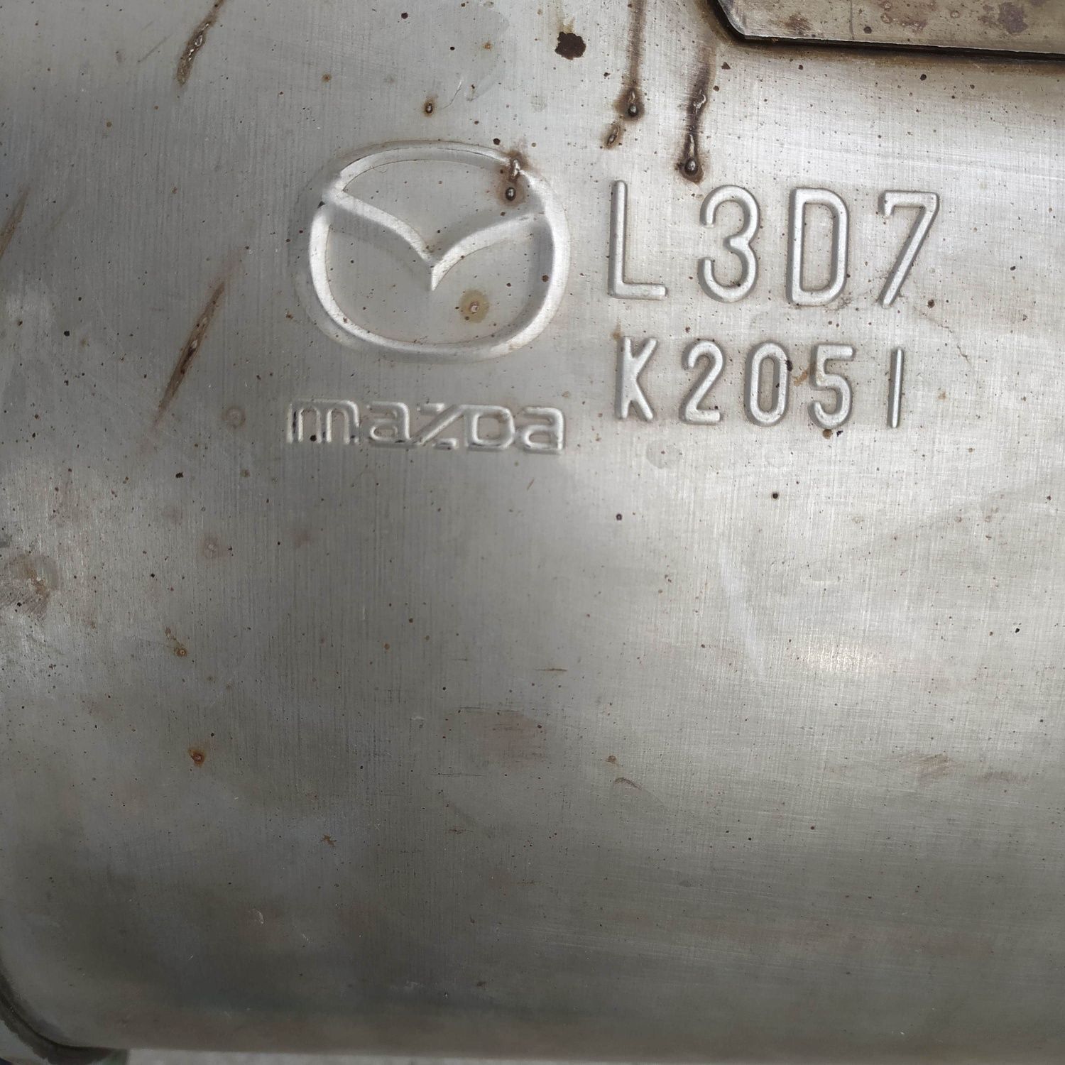 Пробіг 20 т. Глушник глушитель Mazda CX-7