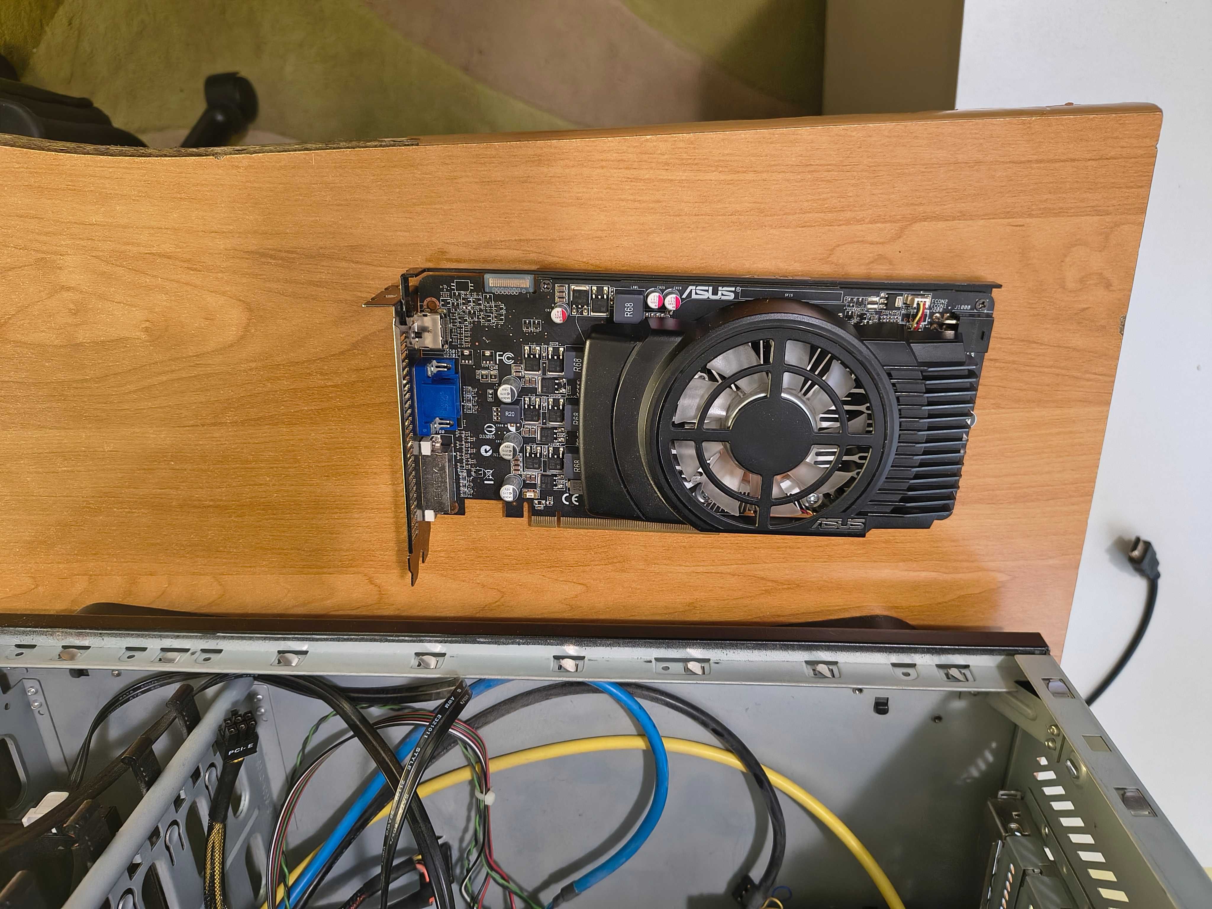 Відеокарта ATI Radeon HD5770