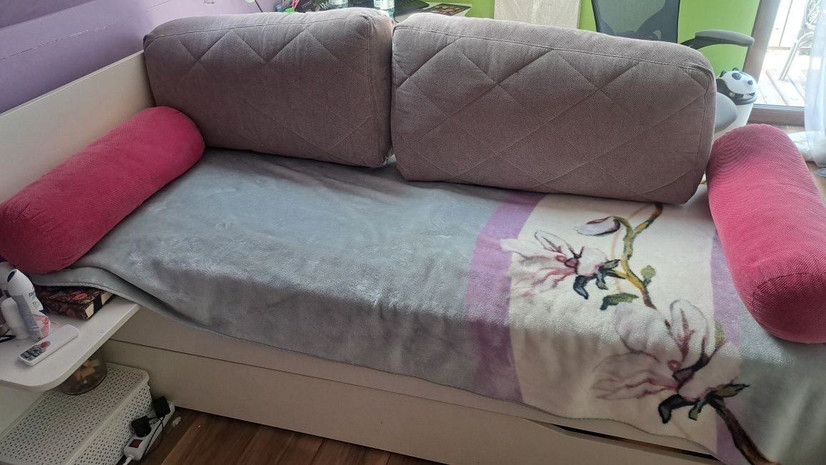 Łóżko dziewczęce 90 x 200