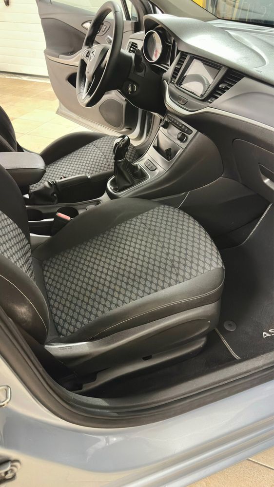 Opel Astra 1.6 CDTi Dynamic