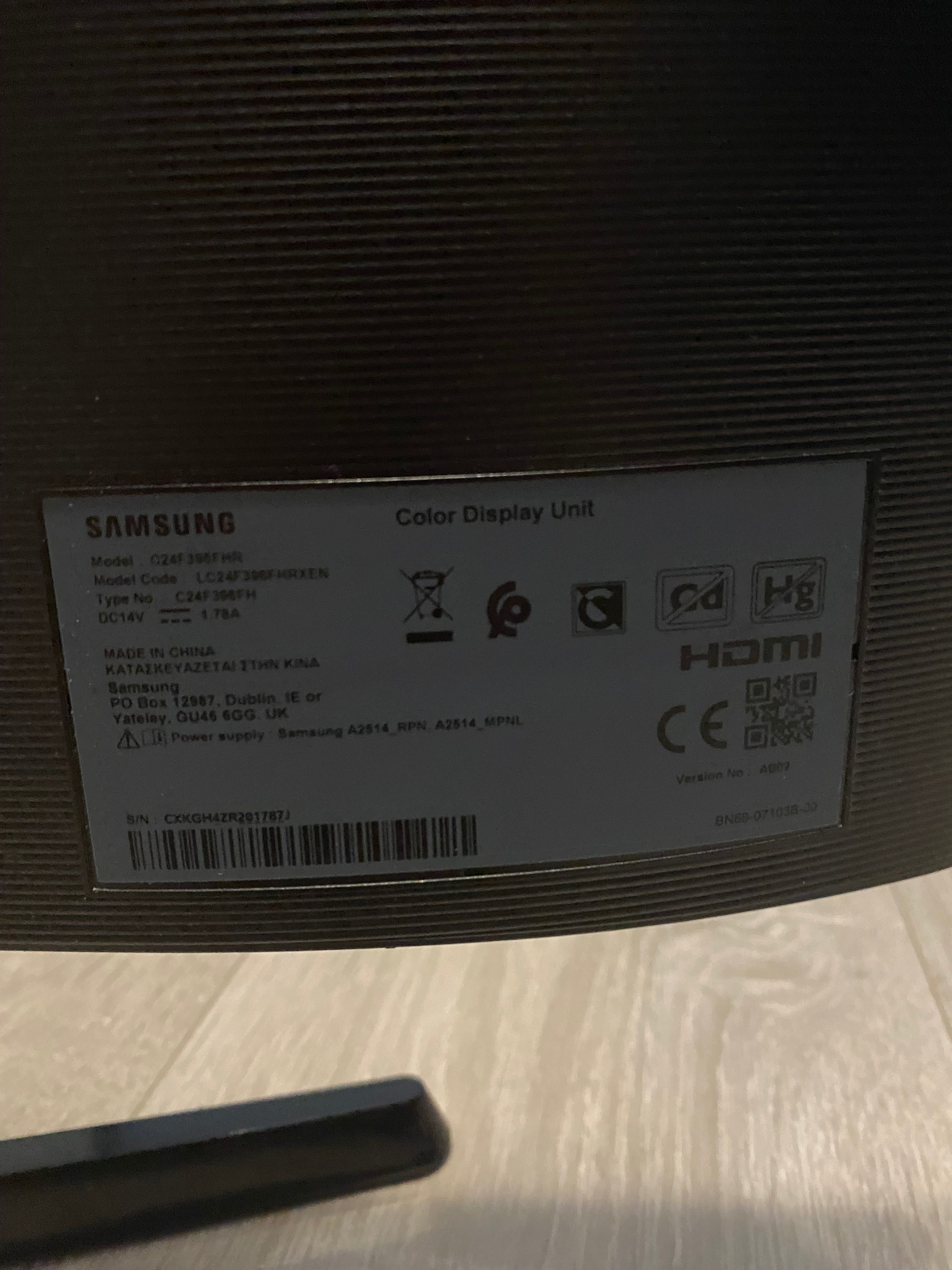 Monitor Samsung 24cale zakrzywiony