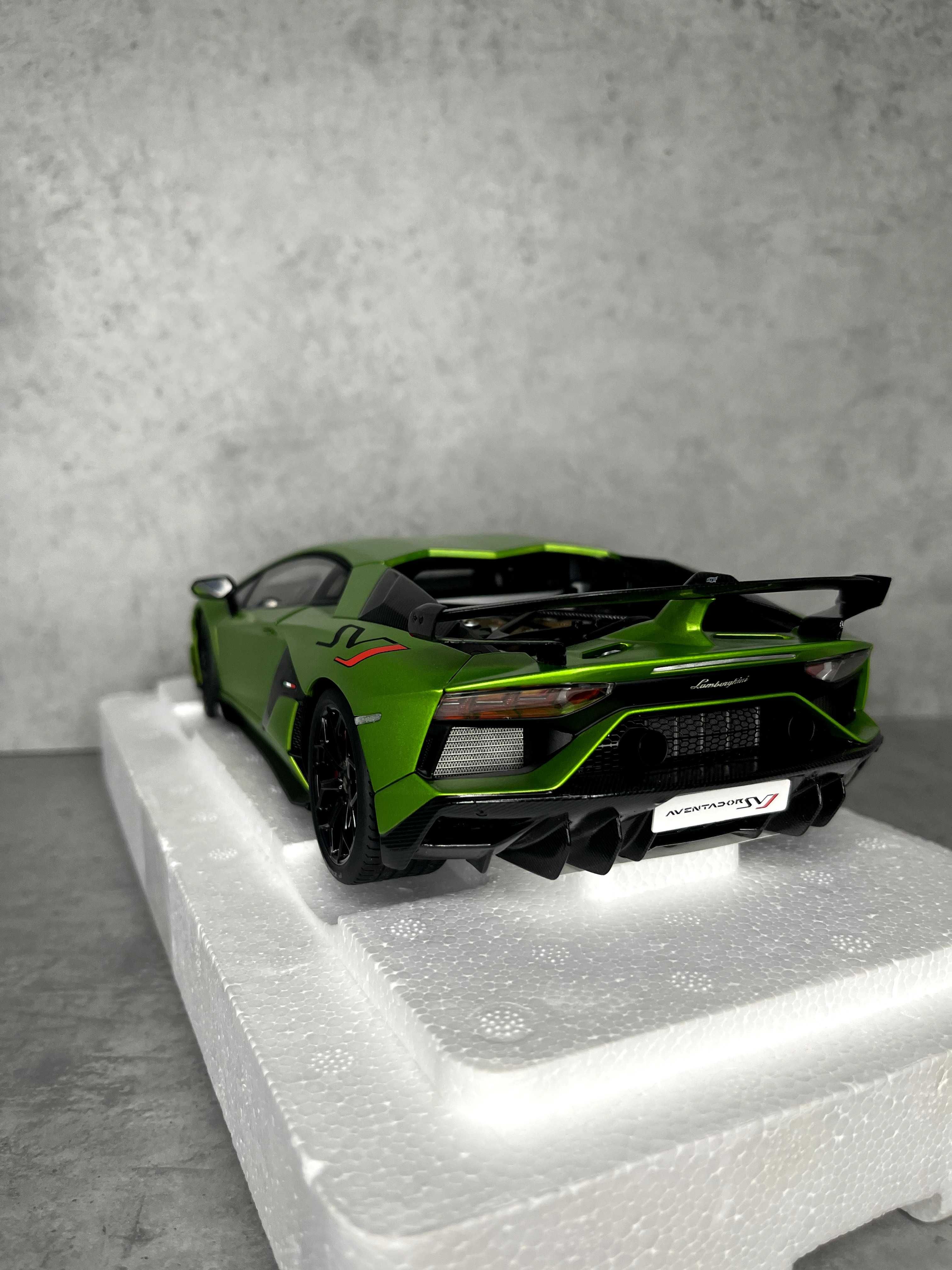 Autoart Lamborghini Aventador SVJ 1/18