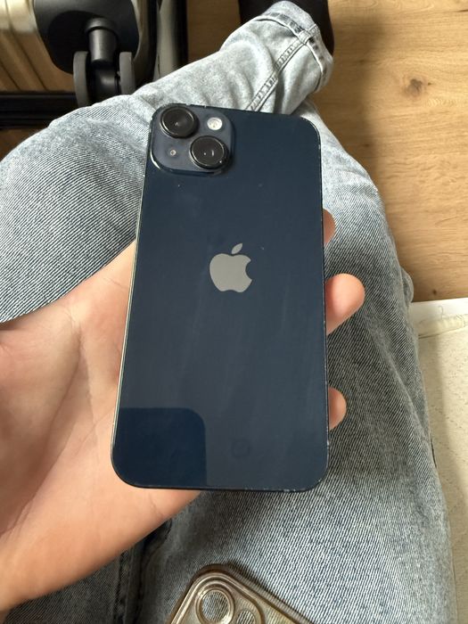 Продам айфон 14 256 гб