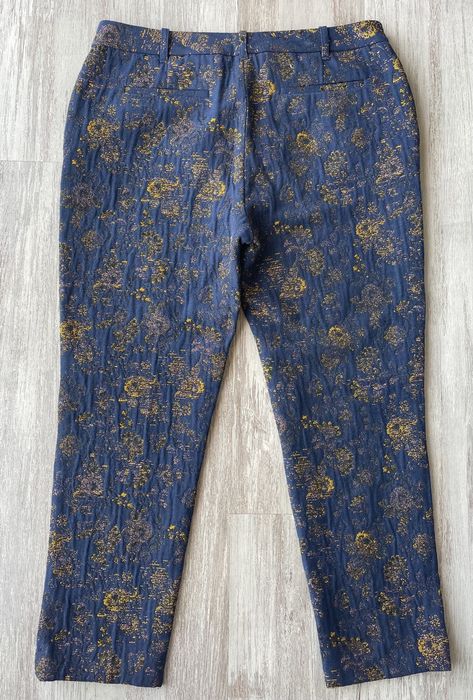 Calças azuis com flores (Caroll, tamanho 42)