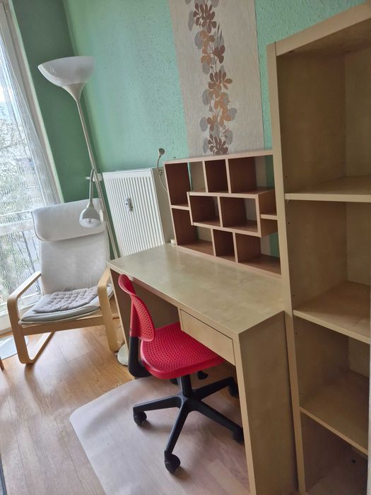 Pokoje 1 osobowe dla studentek w mieszkaniu 3 pokojowym Pl.Lotników