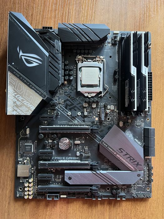 Материнская плата Z390-E Gaming, i9 9900k, DDR4 32 Gb