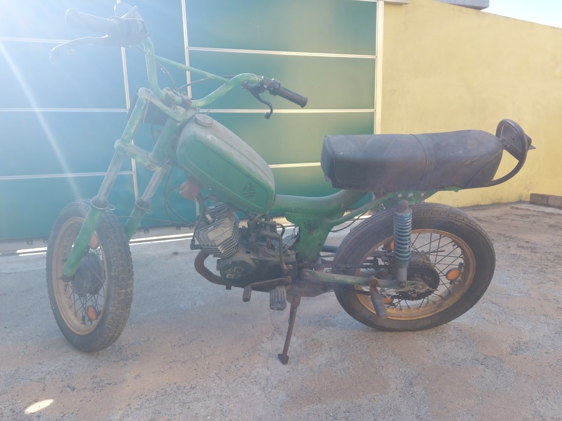 Vendo casal para peças