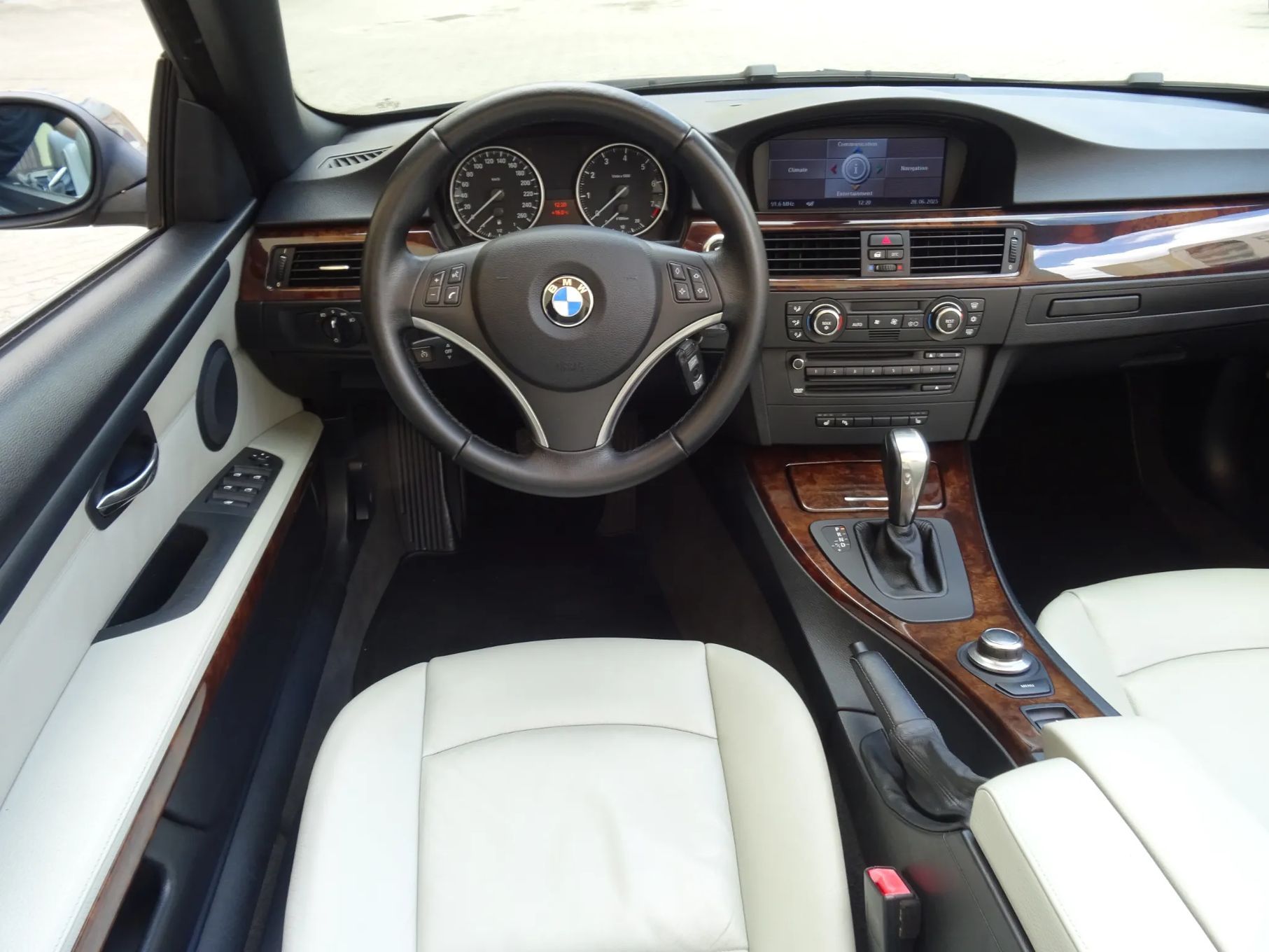 BMW Seria 3 320i_163KM_Automat_FullOpcja_Oryg.Lakier_MegaStan! ! !