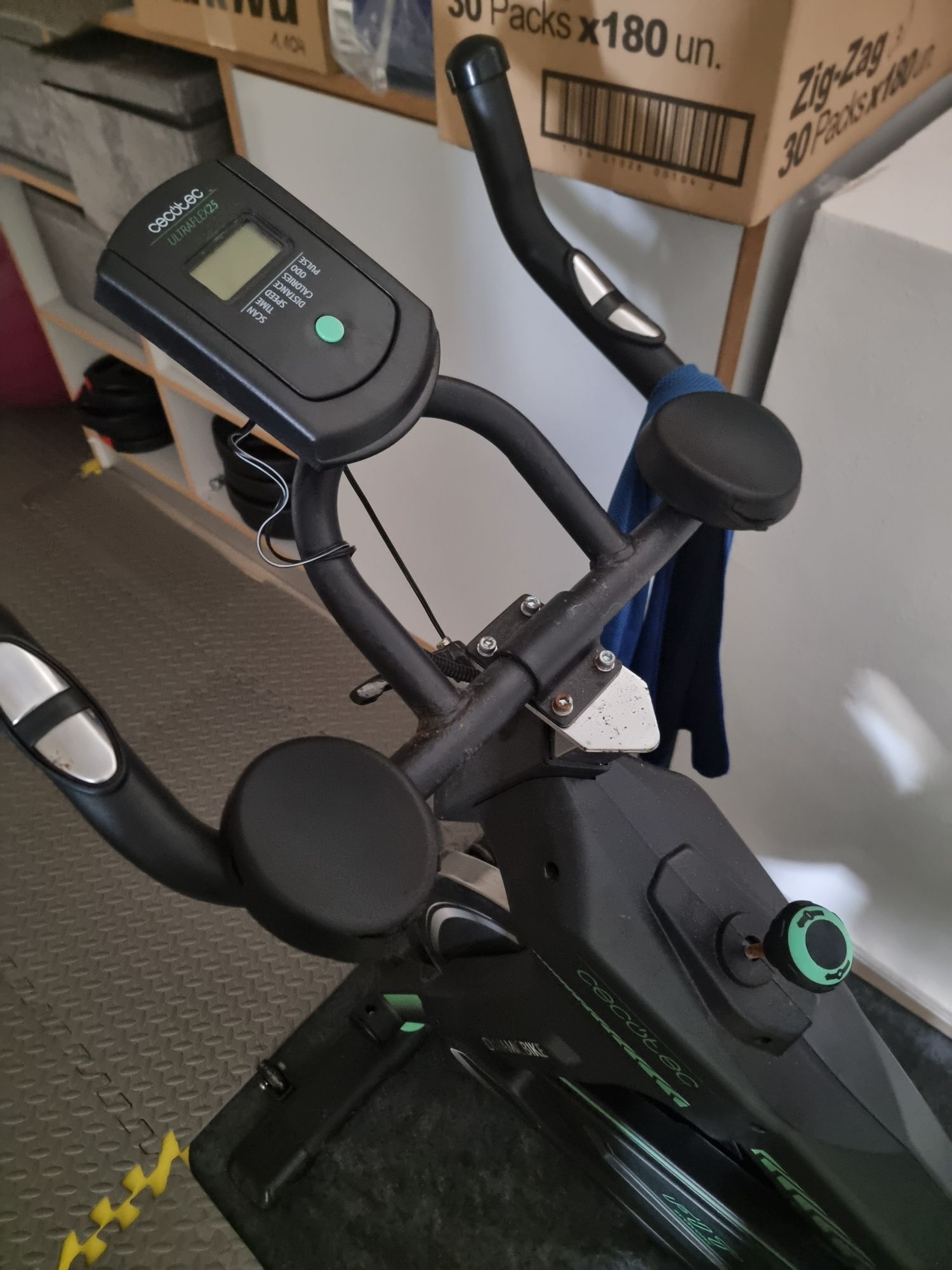 Bicicleta indoor cecotec ultraflex 25.