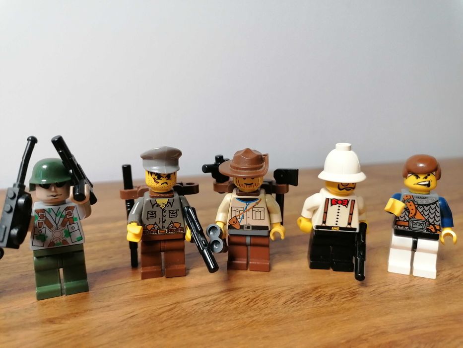 LEGO figurki i dodatkowe elementy