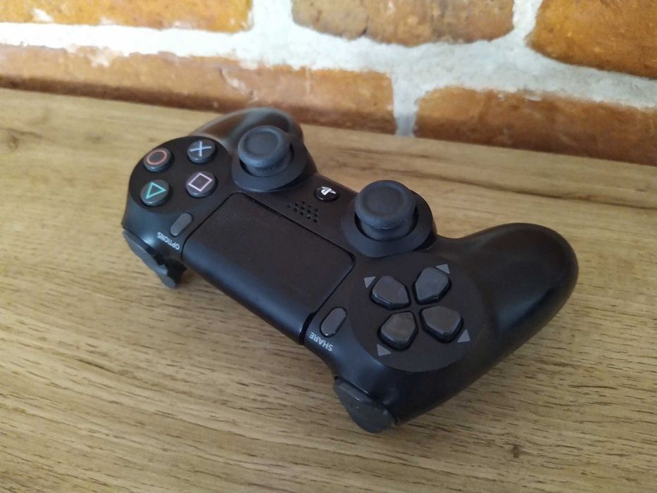 Pad dualshock do PS4 czarny, oryginalne - 2 sztuki w cenie jednego