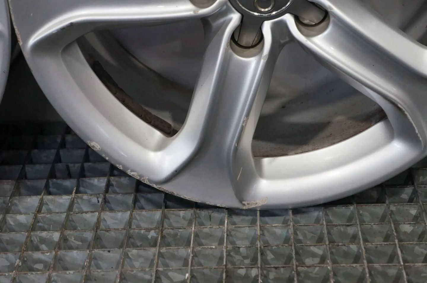 FELGI ALUFELGI KOŁA R17 17 5X112 7.5&quot; ET 28 AUDI A5 A4 A6